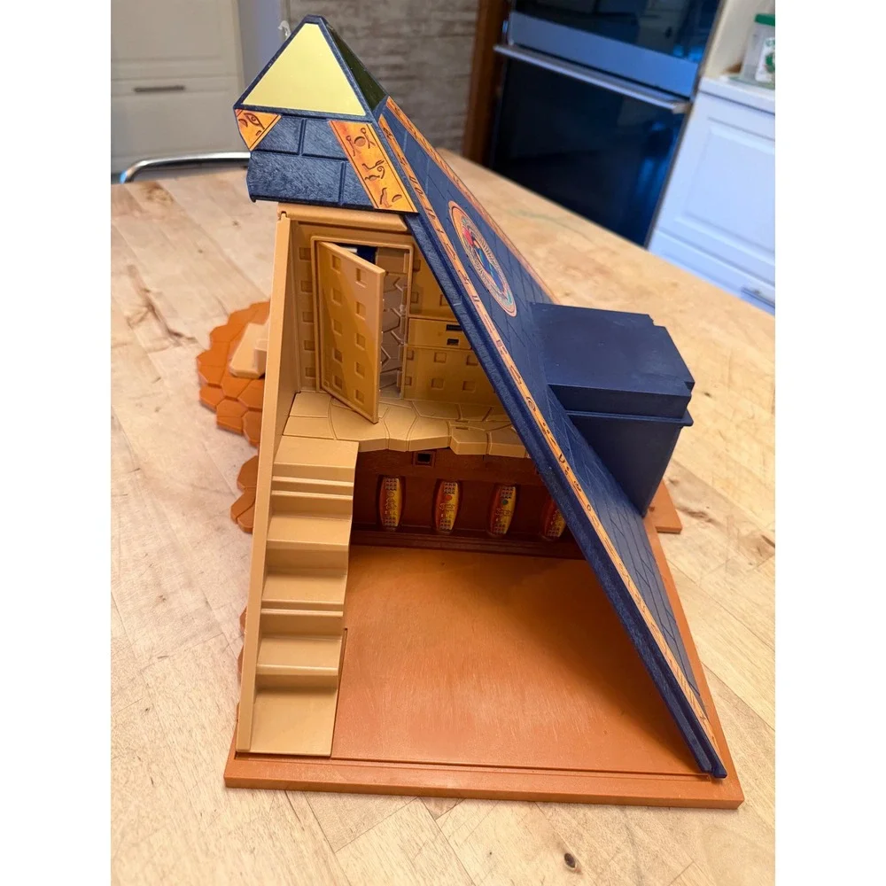 Playmobil pharaoh pyramid